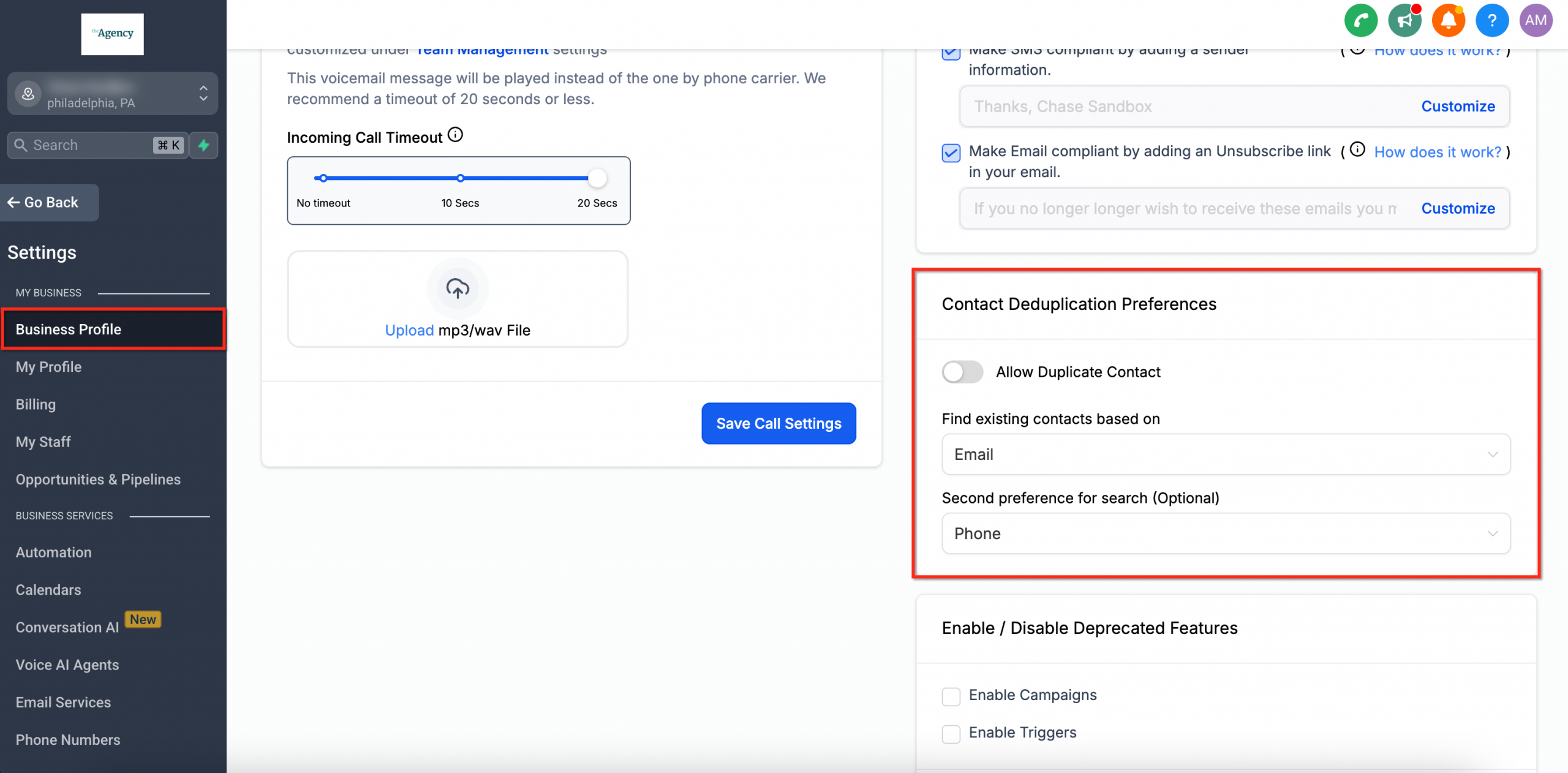 Pannello delle preferenze di deduplicazione dei contatti in Futuria CRM.